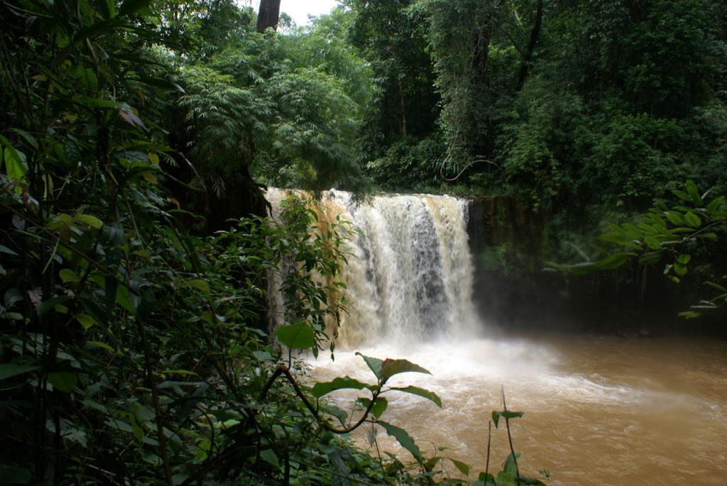 Mondulkiri Hotel Сенмонором Екстер'єр фото