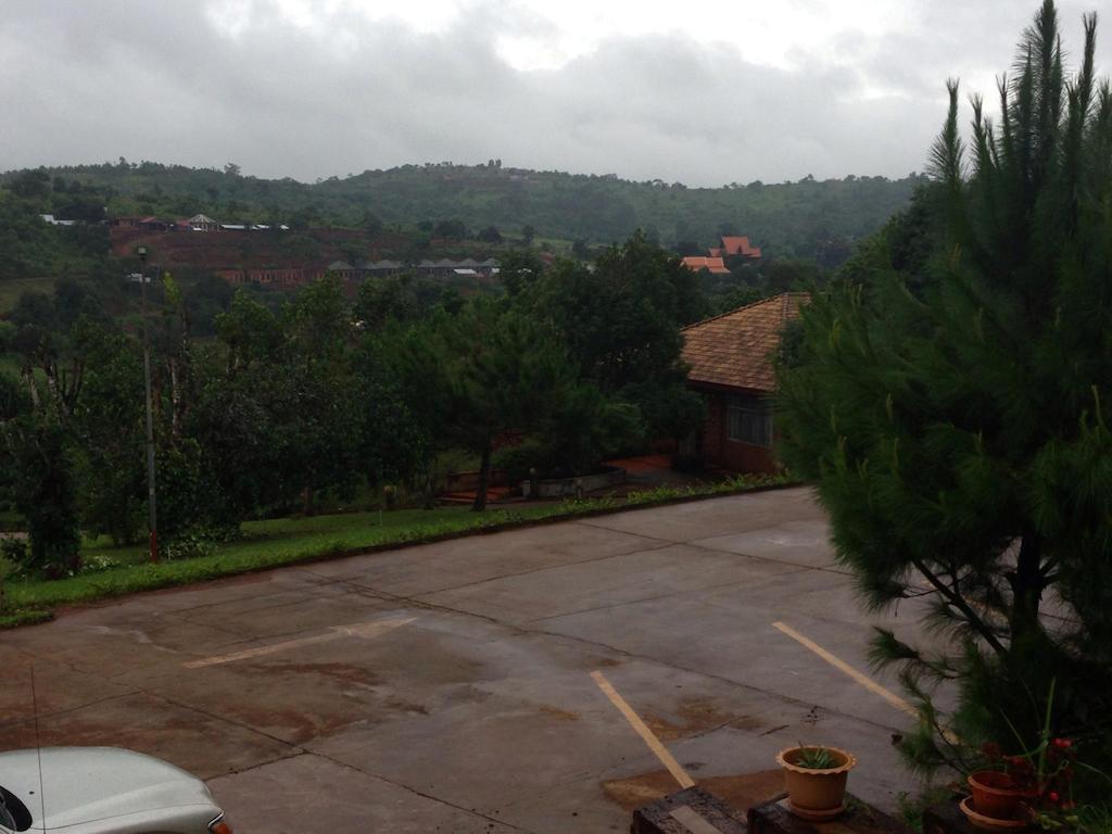 Mondulkiri Hotel Сенмонором Екстер'єр фото