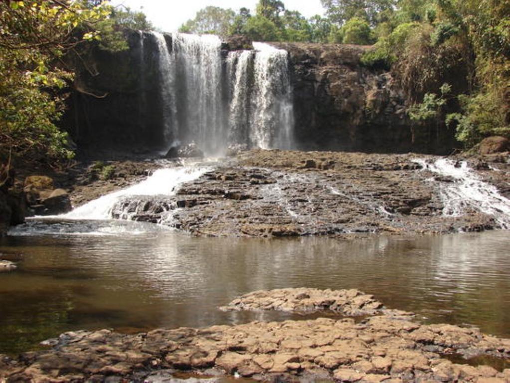 Mondulkiri Hotel Сенмонором Екстер'єр фото